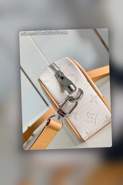 NB - LOV Bag - 1211