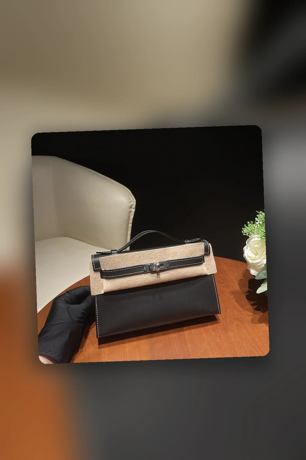 NB - HMS Bag - 1329