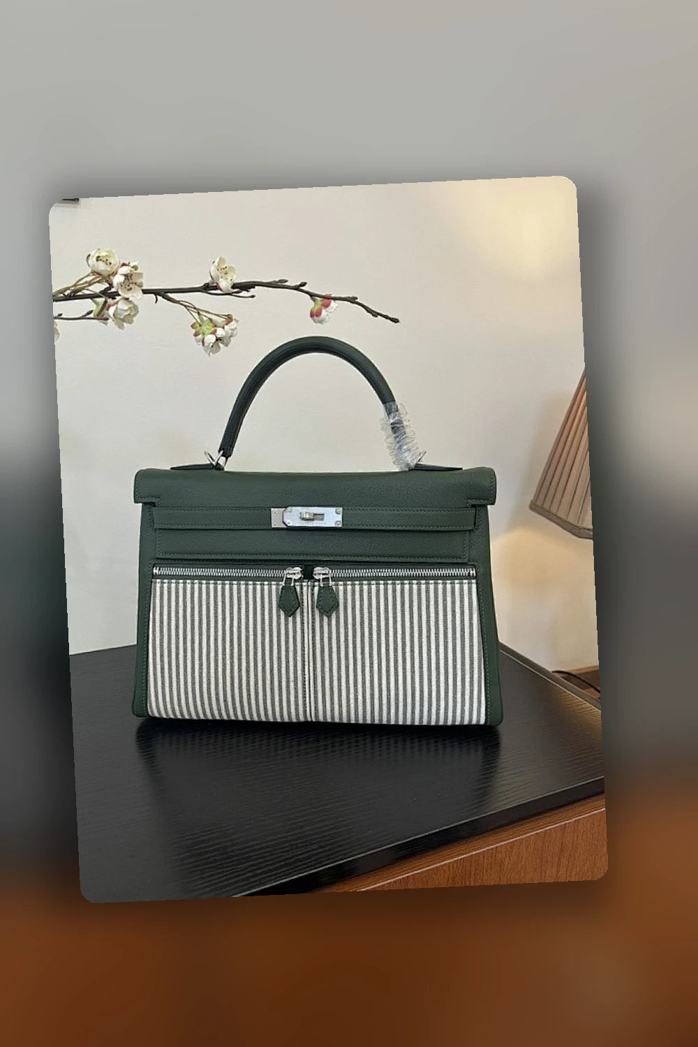 NB - HMS Bag - 479