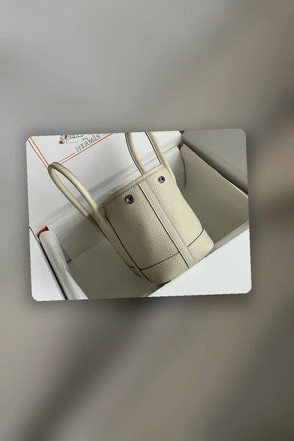 NB - HMS Bag - 049