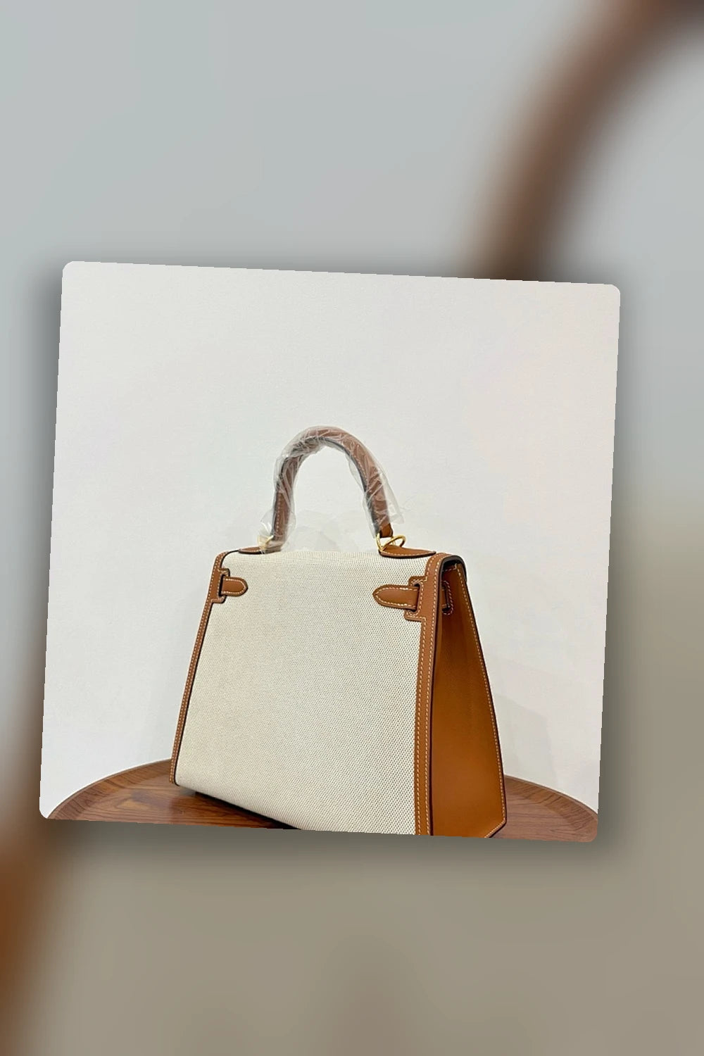 NB - HMS Bag - 1447