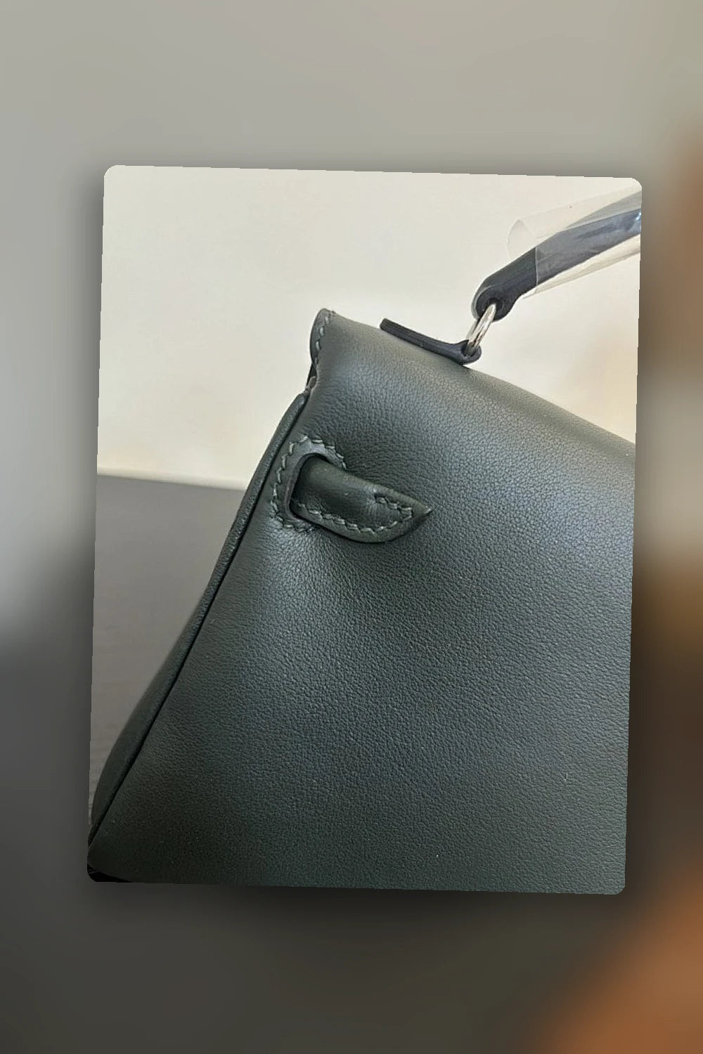 NB - HMS Bag - 098