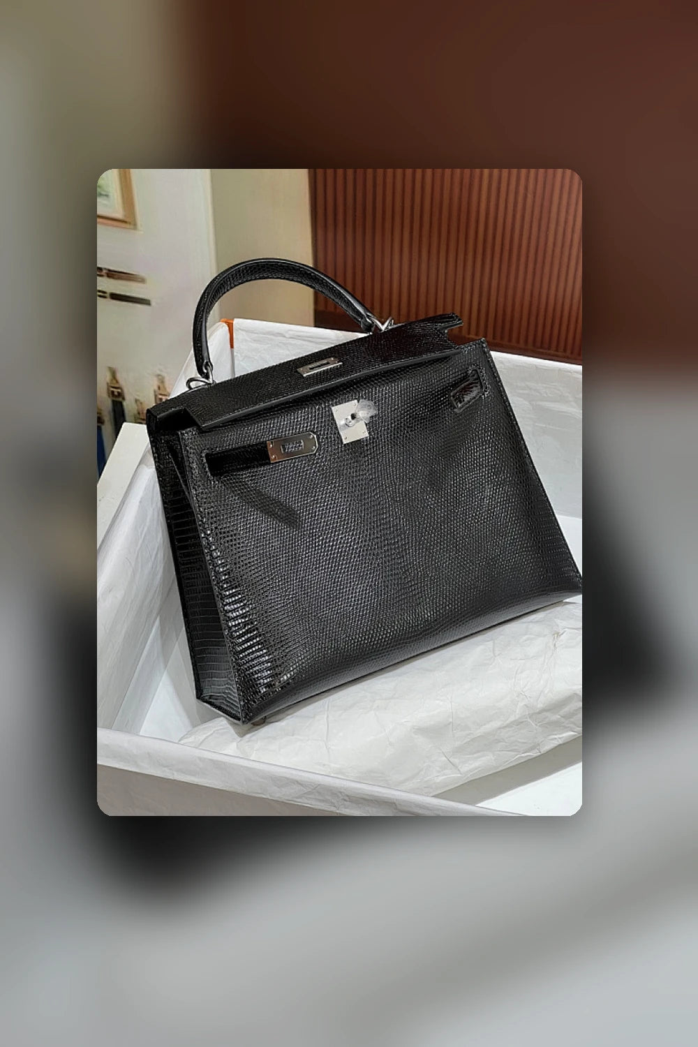 NB - HMS Bag - 643