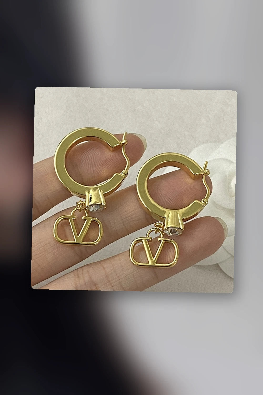 NB - VEL Jewelry - 300