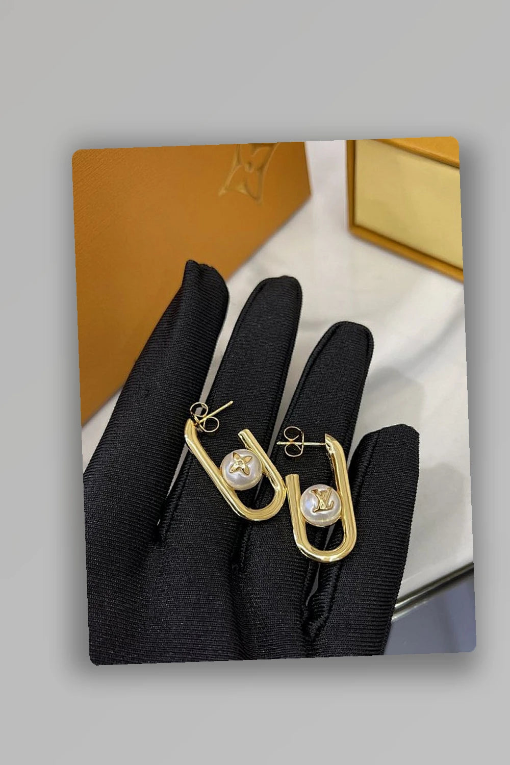 NB - LOV Jewelry - 811