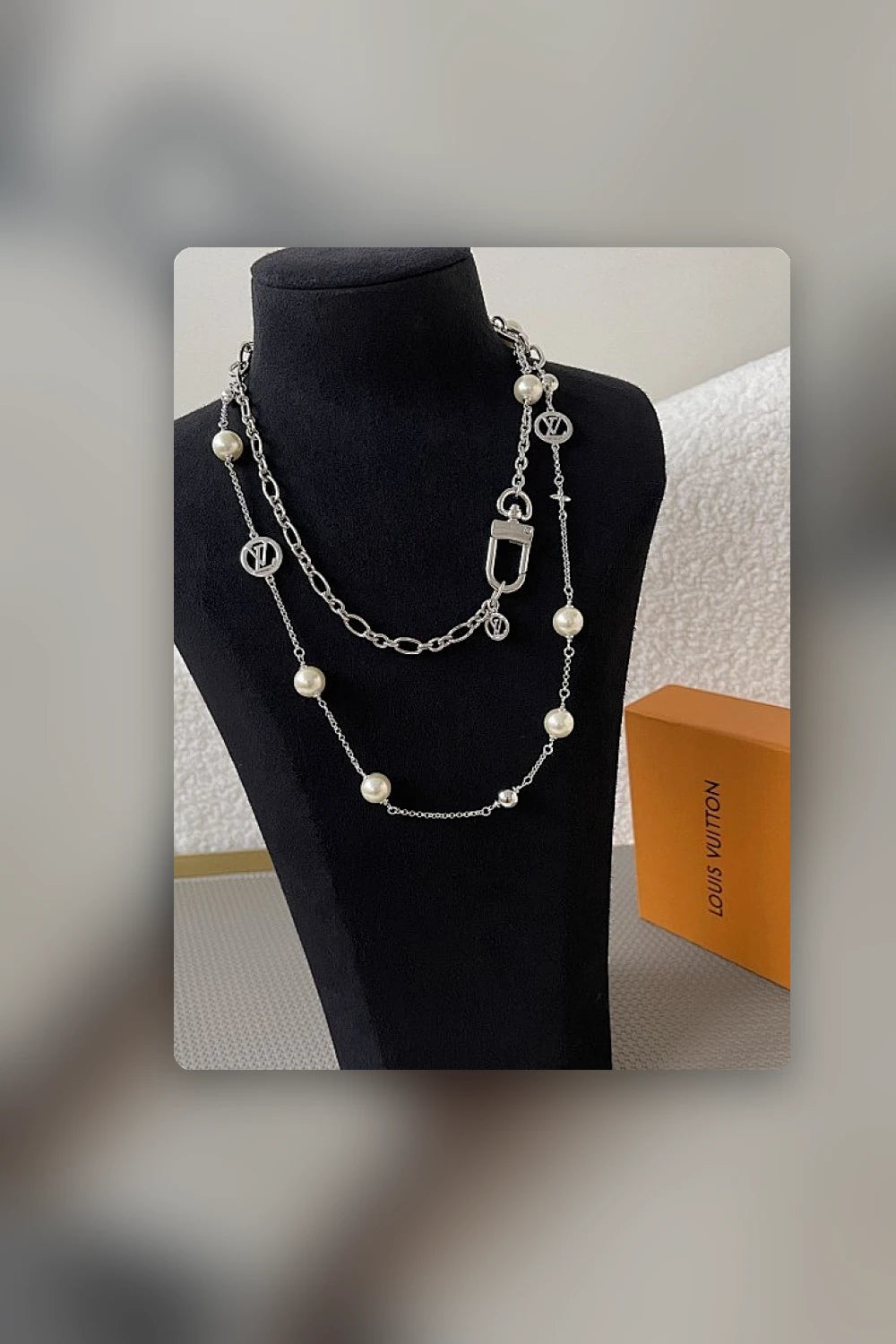NB - LOV Jewelry - 087