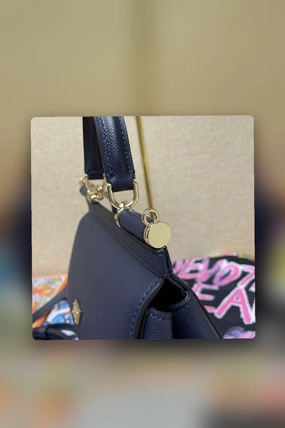 NB - DAG Bag - 548