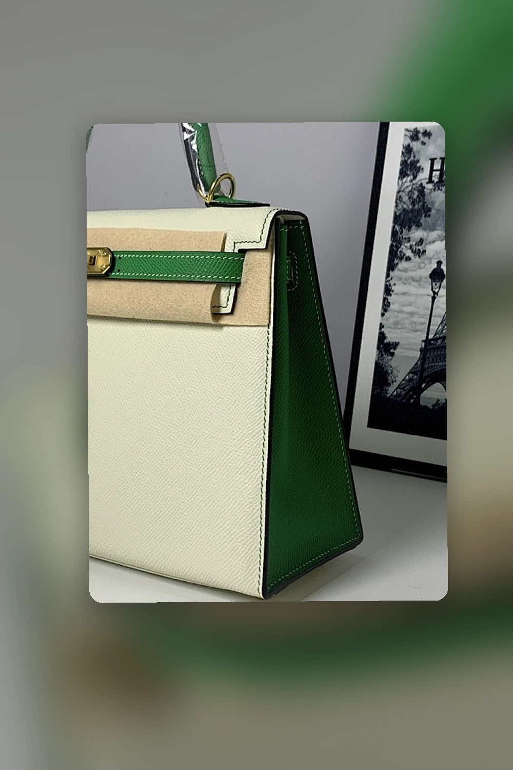 NB - HMS Bag - 841