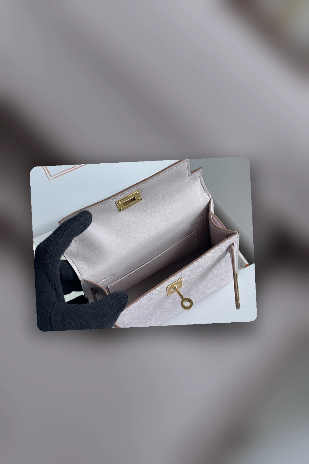 NB - HMS Bag - 126