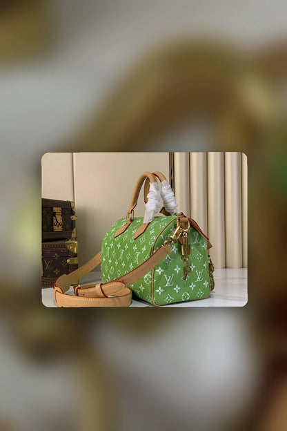 NB - LOV Bag - 1107