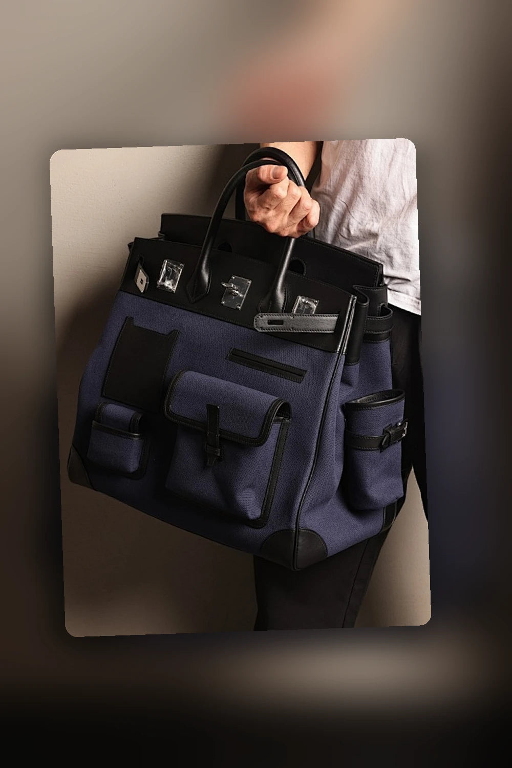 NB - HMS Bag - 1366