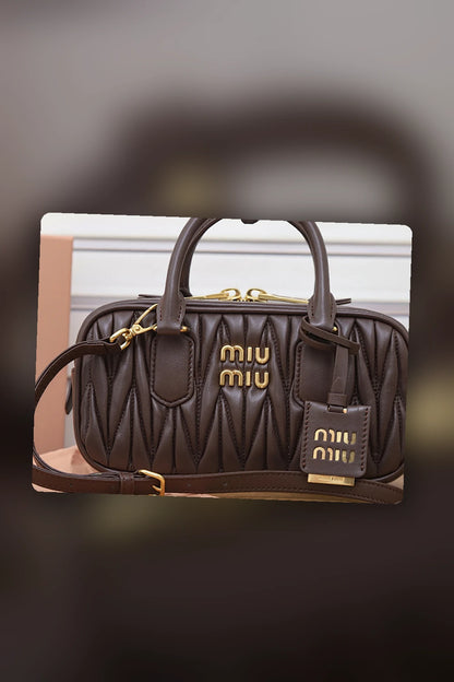 NB - MMU Bag - 109