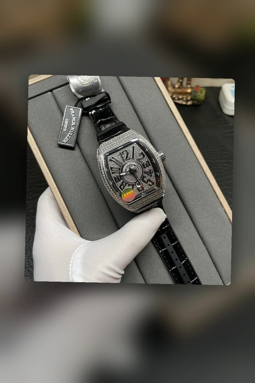 NB - Mix Watch - 1555