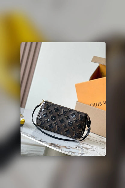 NB - LOV Bag - 970