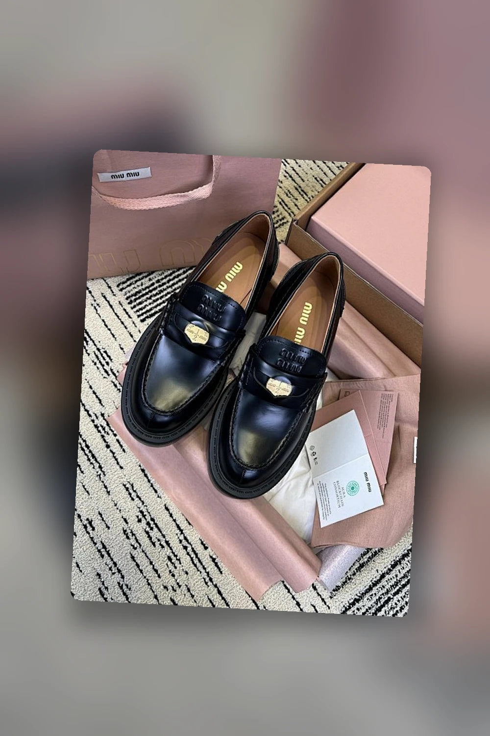 NB - MMU Women Shoes - 304
