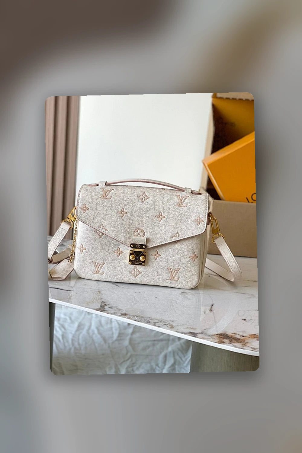 NB - LOV Bag - 1831