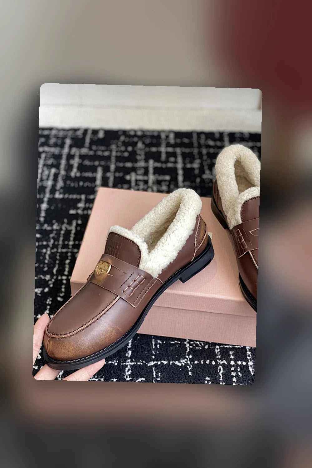 NB - MMU Women Shoes - 740