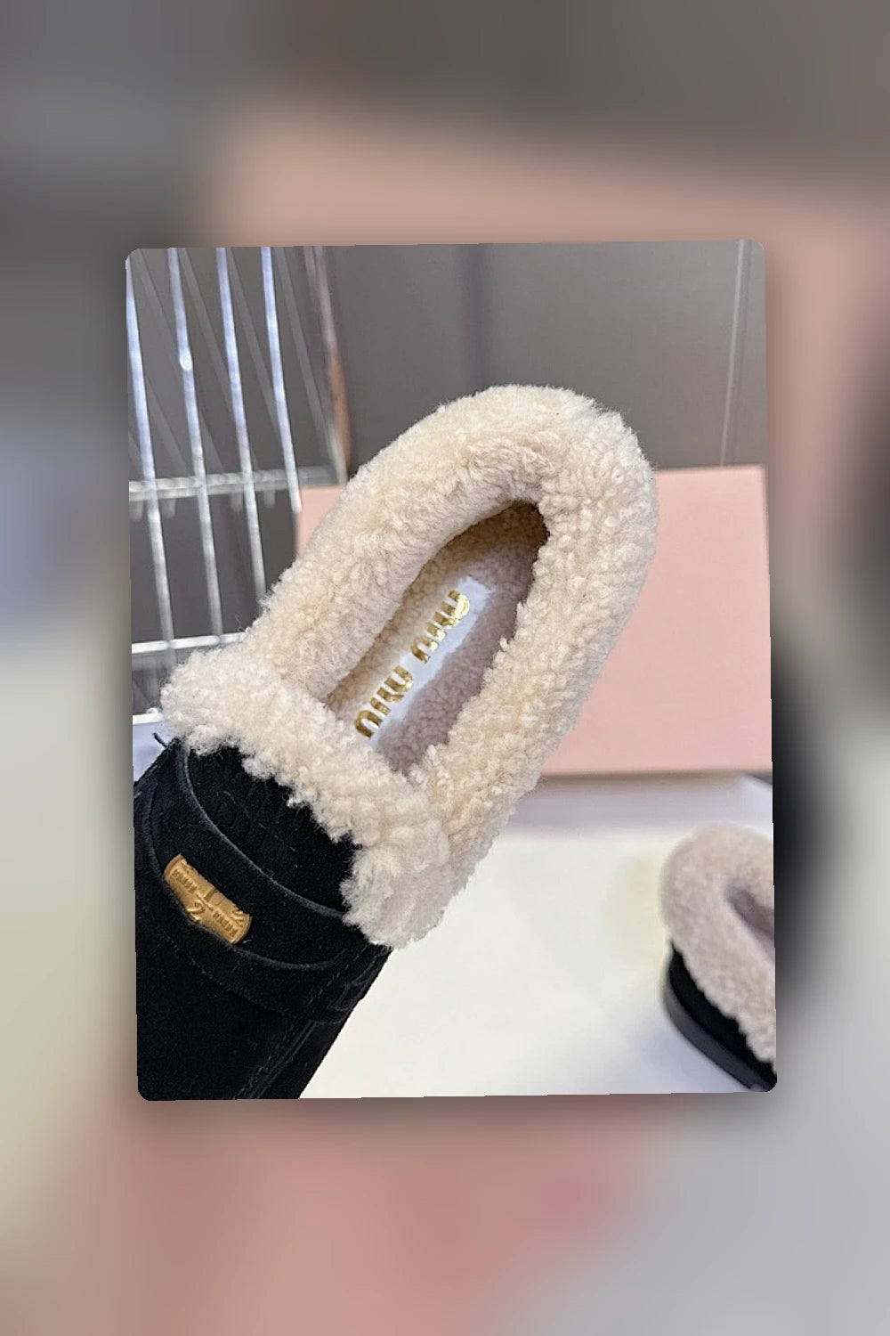 NB - MMU Women Shoes - 871