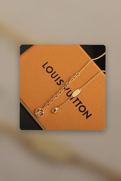 NB - LOV Jewelry - 923