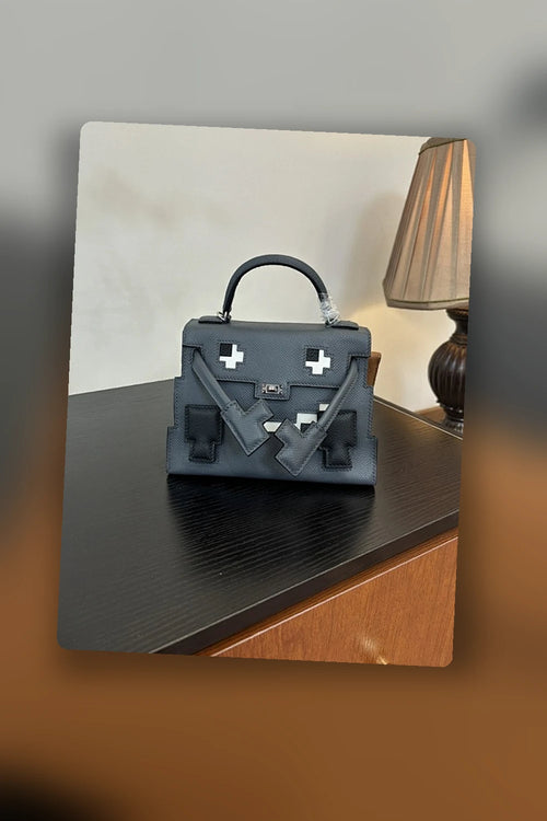 NB - HMS Bag - 542