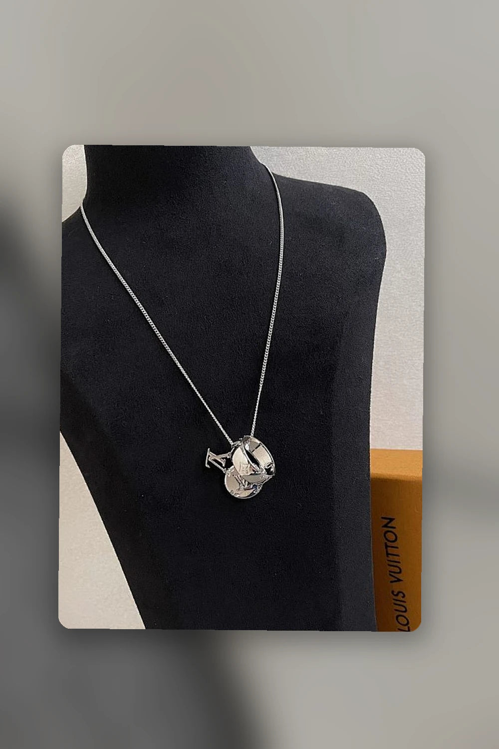 NB - LOV Jewelry - 647