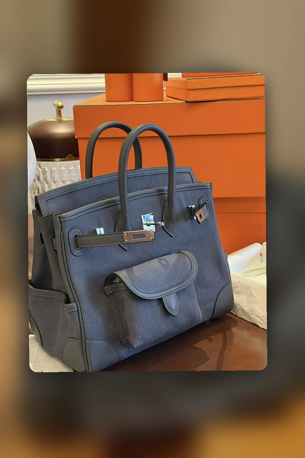 NB - HMS Bag - 884