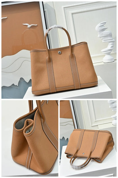 NB - HMS Bag - 1457