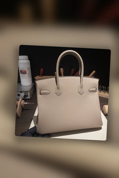 NB - HMS Bag - 323