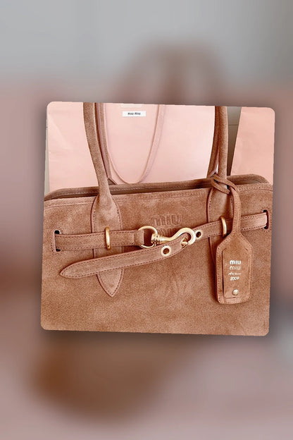 NB - MMU Bag - 572