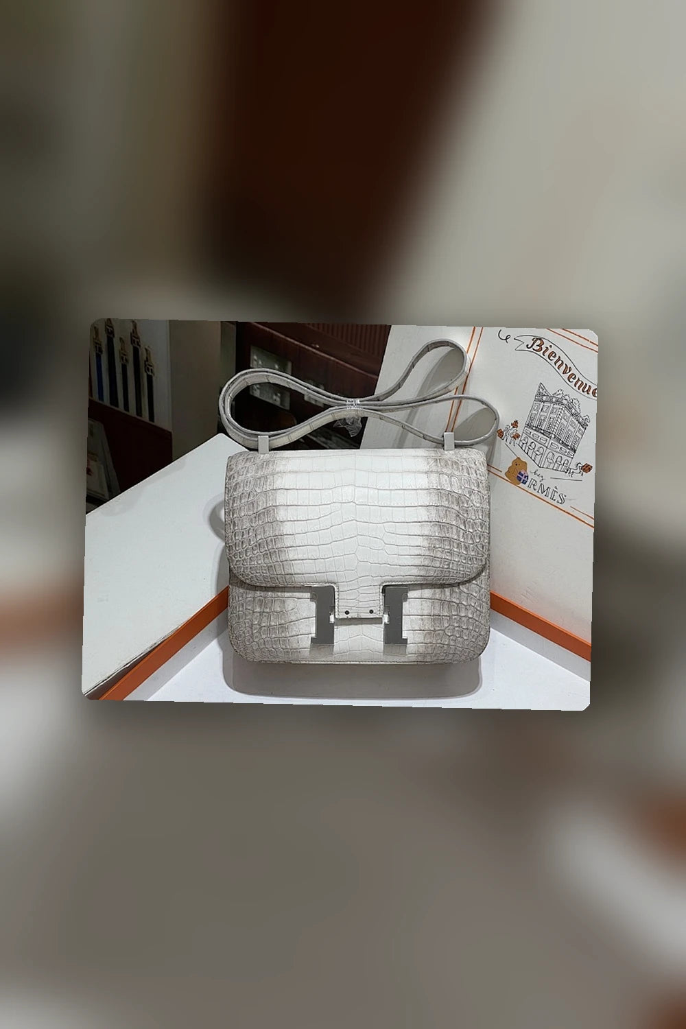 NB - HMS Bag - 1703