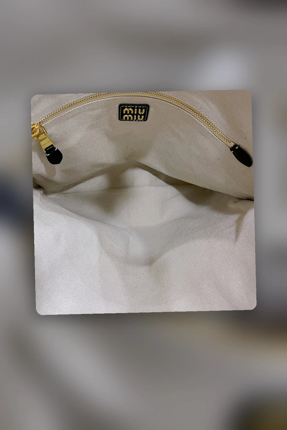 NB - MMU Bag - 698
