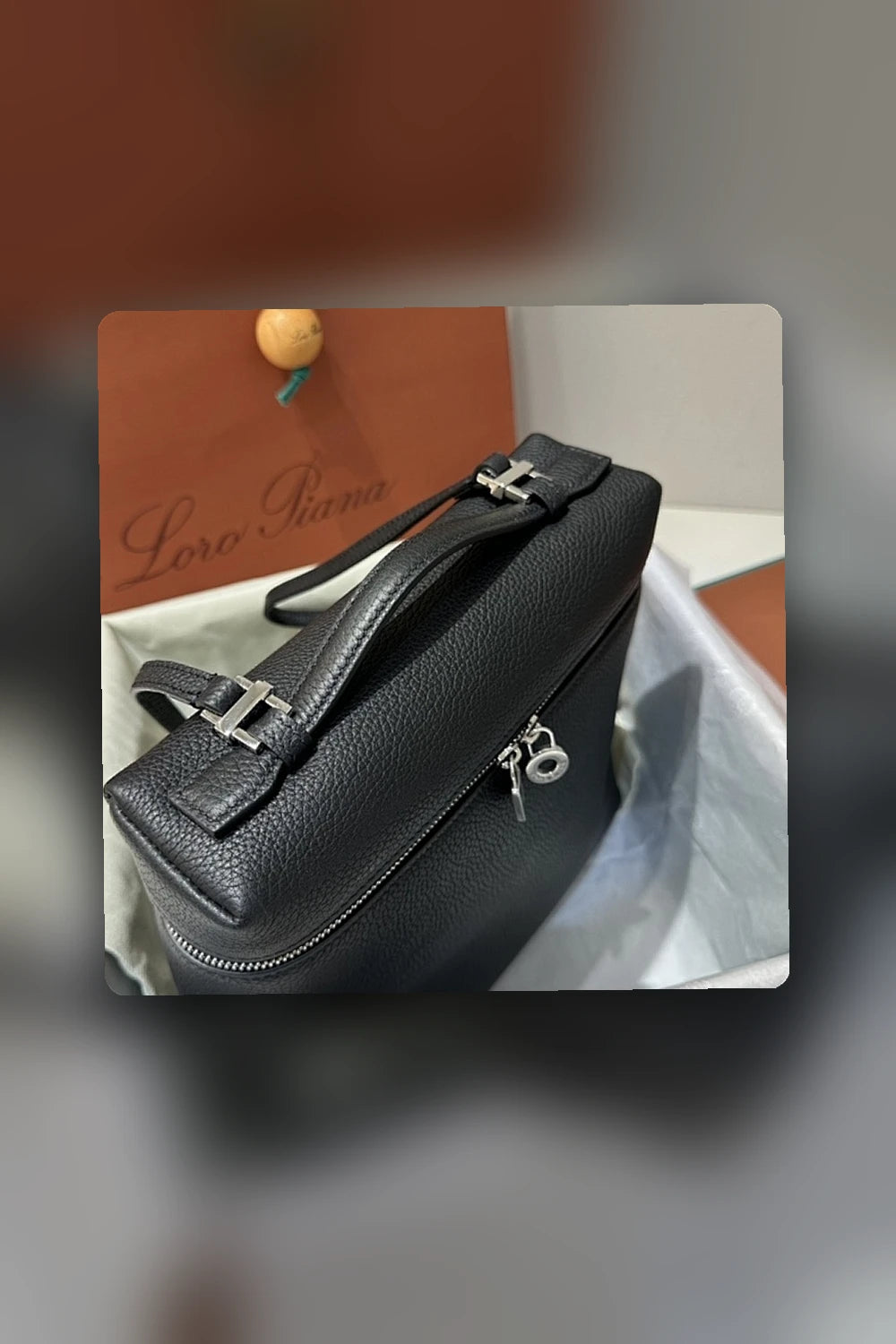 NB - DLVX Bag - 240