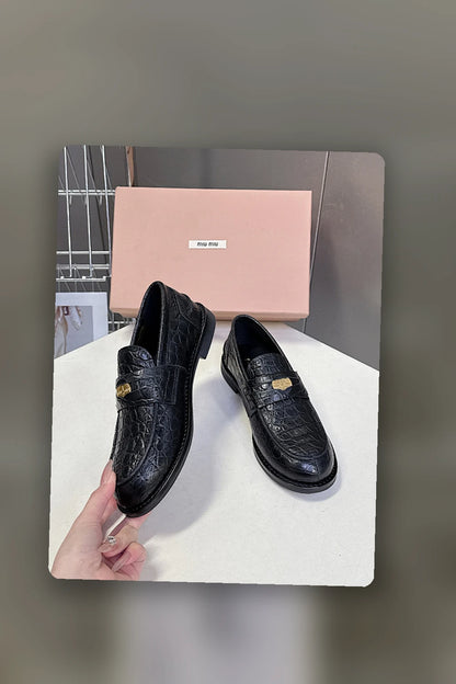 NB - MMU Women Shoes - 231
