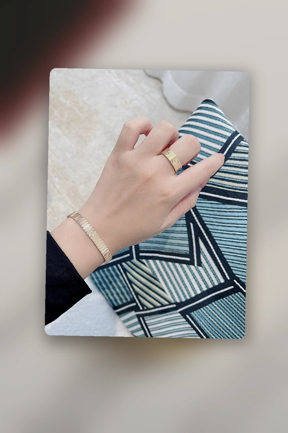 NB - CRA Jewelry - 007