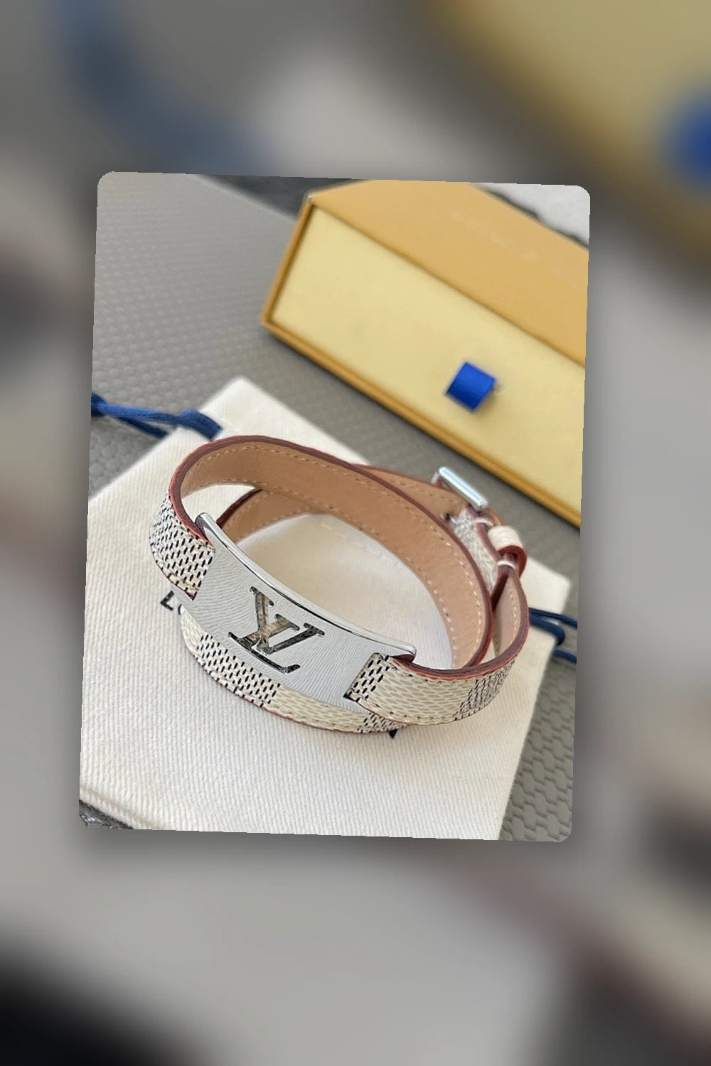 NB - LOV Jewelry - 859