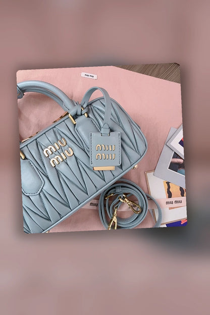 NB - MMU Bag - 1054