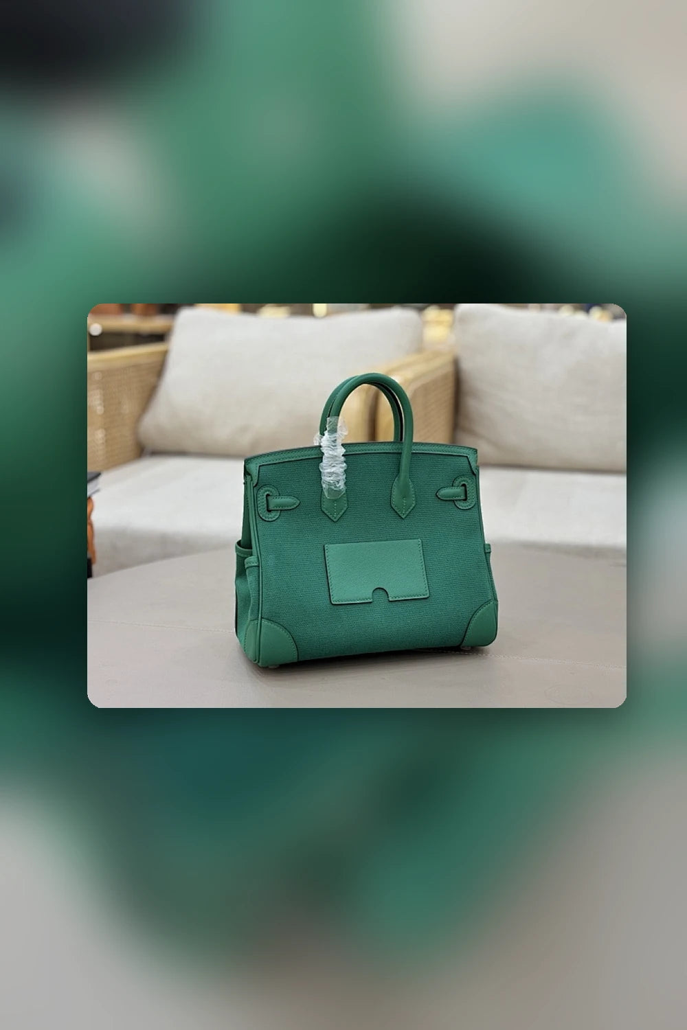 NB - HMS Bag - 1383