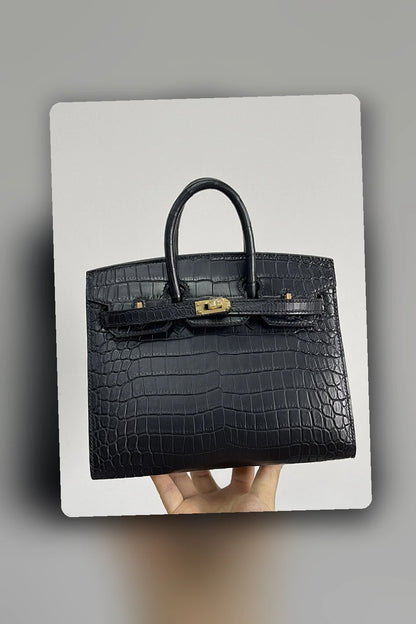 NB - HMS Bag - 684
