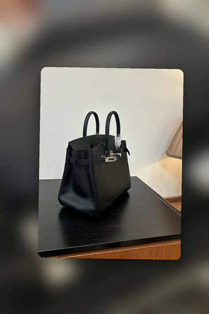 NB - HMS Bag - 097