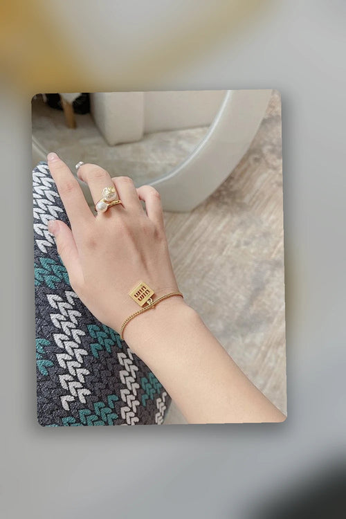 NB - MMU Jewelry - 240