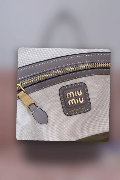 NB - MMU Bag - 697