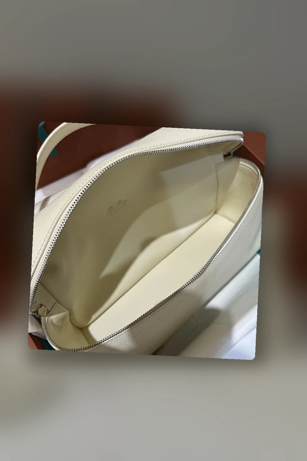 NB - DLVX Bag - 048
