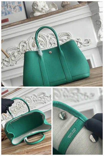 NB - HMS Bag - 063