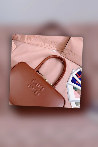 NB - MMU Bag - 1106