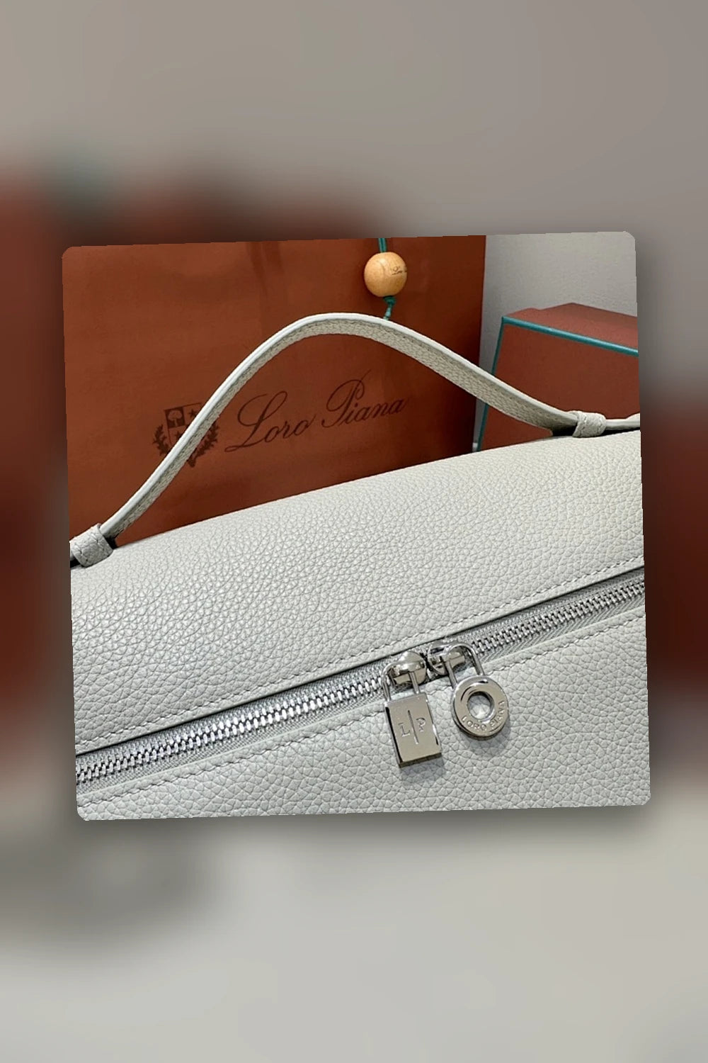 NB - DLVX Bag - 027