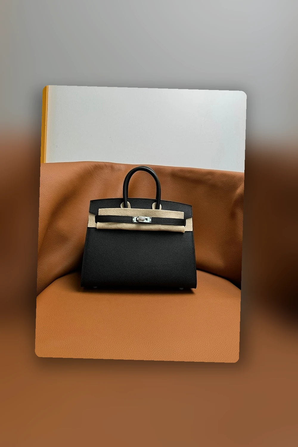 NB - HMS Bag - 1392