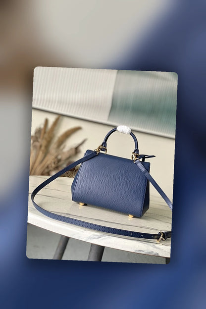 NB - LOV Bag - 835