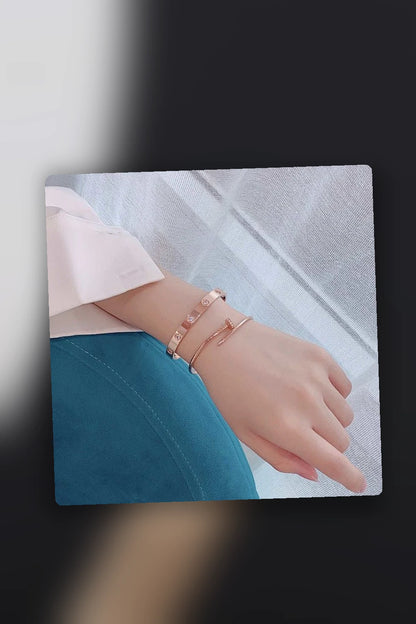 NB - CRA Jewelry - 488