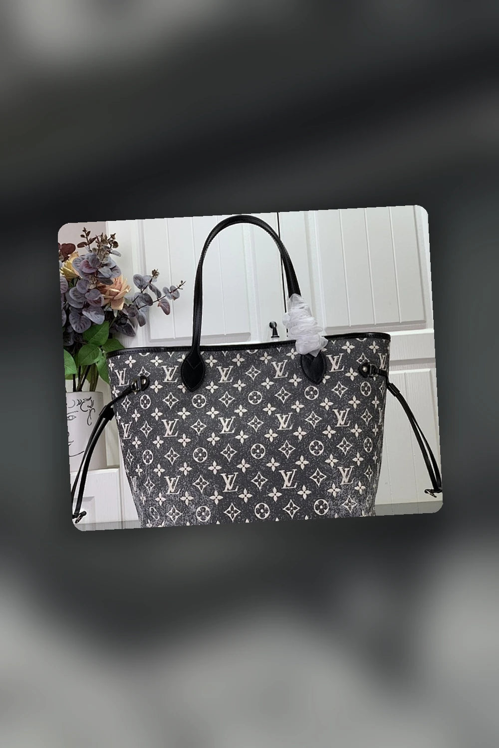 NB - LOV Bag - 1920