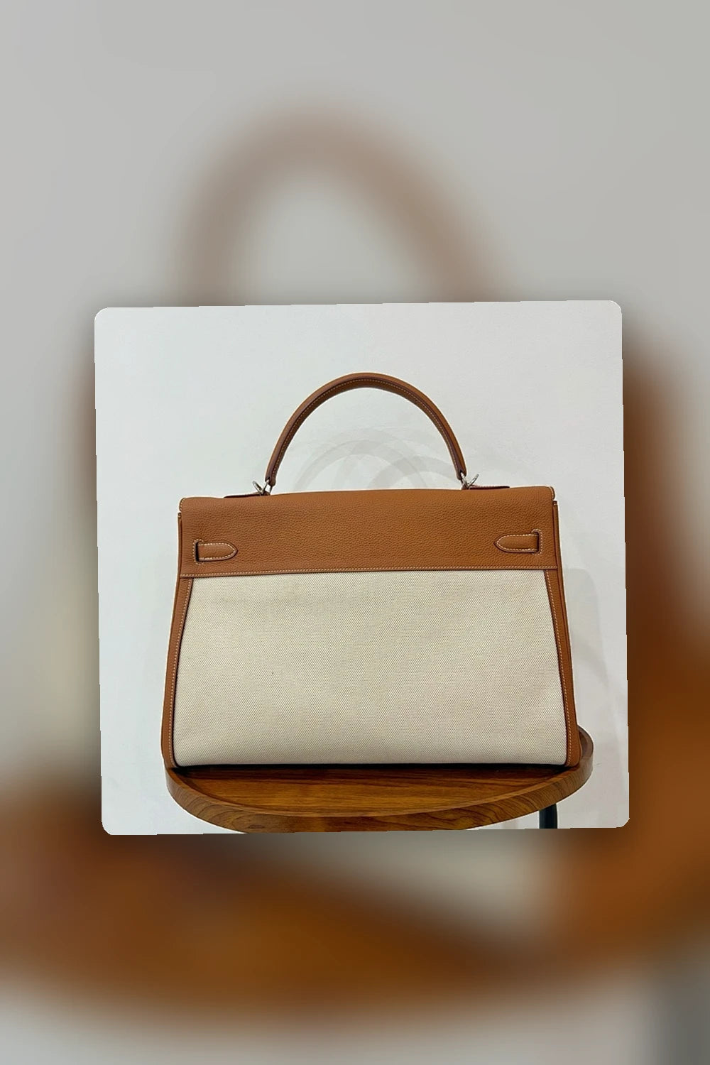 NB - HMS Bag - 1690